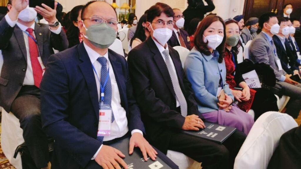 Signing the MoU between Tan Thanh Holdings and Sami-Sabinsa Group in the Vietnam-India Business Forum Event